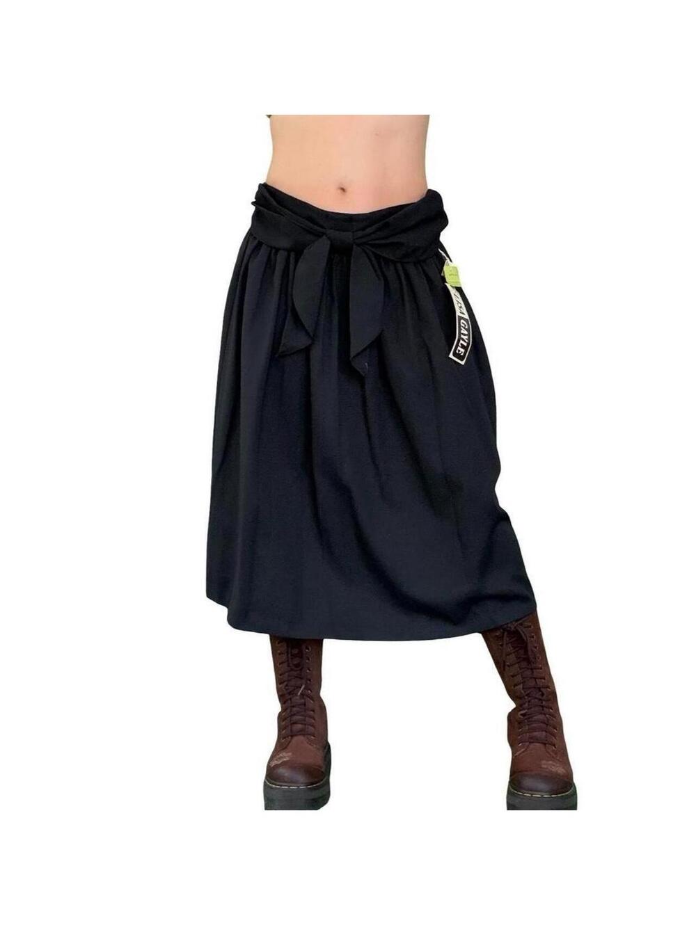 80s MINIMALIST TRAD GOTH SKIRT